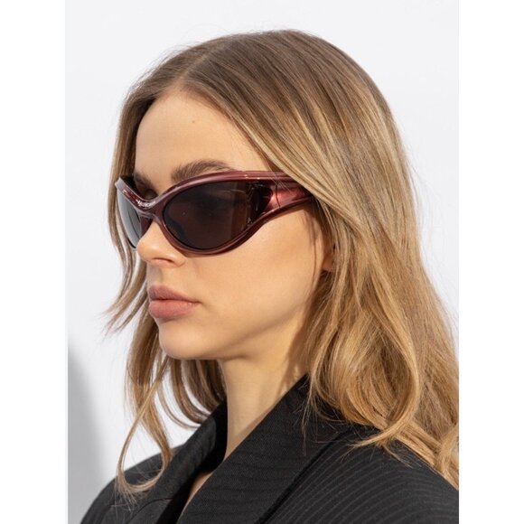 Balenciaga Dynamo Geometrical Sunglasses in Burgundy main image 9